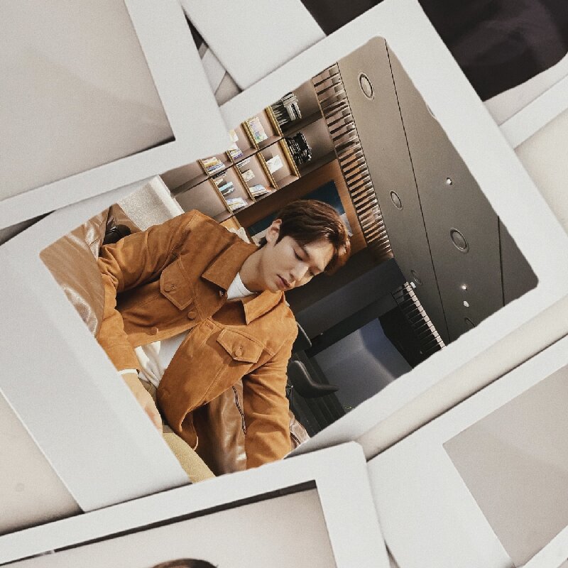 30/50PC Korean Idol Lee Minho  - Korean Lifestyle Magazine 리뷰 및 가격