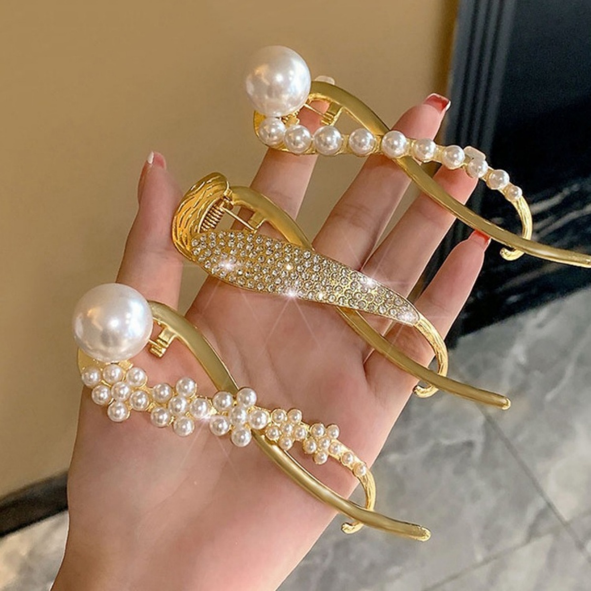 Elegant Glitter Pearl Hair Cli - Korean Women Lifestyle 리뷰 및 가격